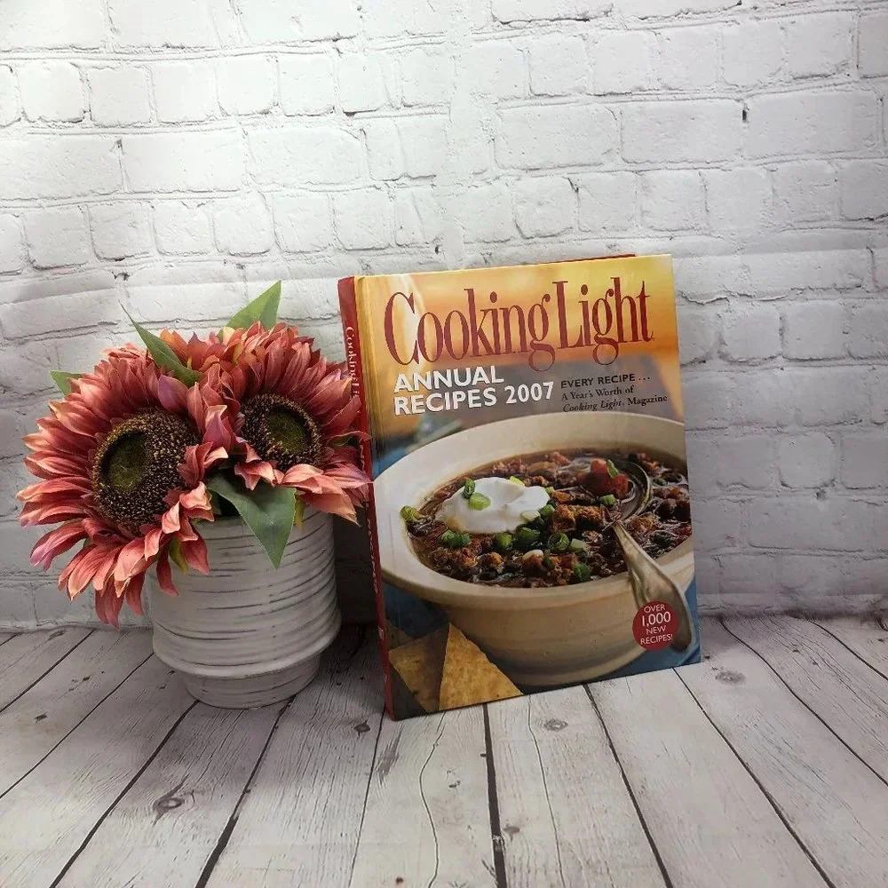 2007 Southern Living COOKING LIGHT cookbook